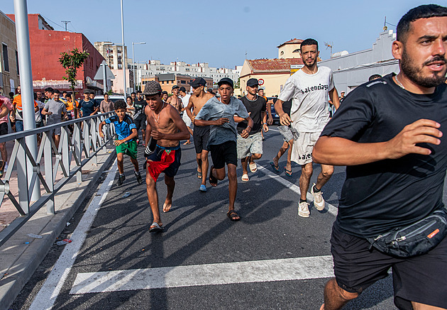 Migrants Claim Moroccan Guards Allowed Passage to Ceuta; Morocco Denies Involvement