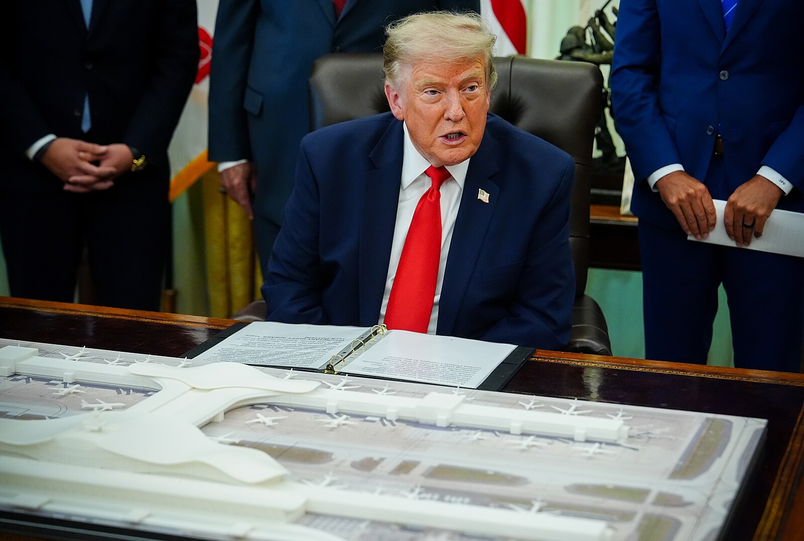 USA testují loajalitu k Trumpovi speciálním dotazníkem. Země NATO jsou znechuceny