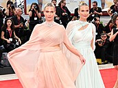 Také dvoj�ata lady Amelia a lady Eliza Spencerovy pat�í mezi nete�e princezny...