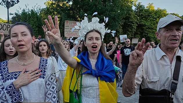 Kyjevem pro�el protestn� pochod za n�vrat Mychajla Fedorova na post ministra obrany. (31. �ervence 2026)
