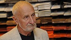 Botanik Václav V�tvi�ka p�edstavil v Praze svoji novou knihu Poutník okouzlený...