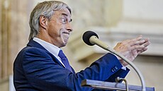 Ve�ejné sly�ení Senátu na téma Politika závislostí jako spole�ná odpov�dnost...