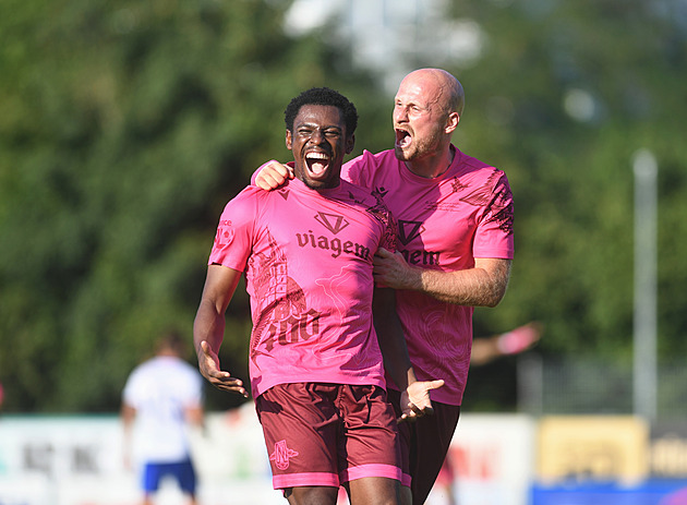 Ústí nestačilo třígólové vedení, s Českou Lípou remizovalo. Příbram i Slavia otáčely
