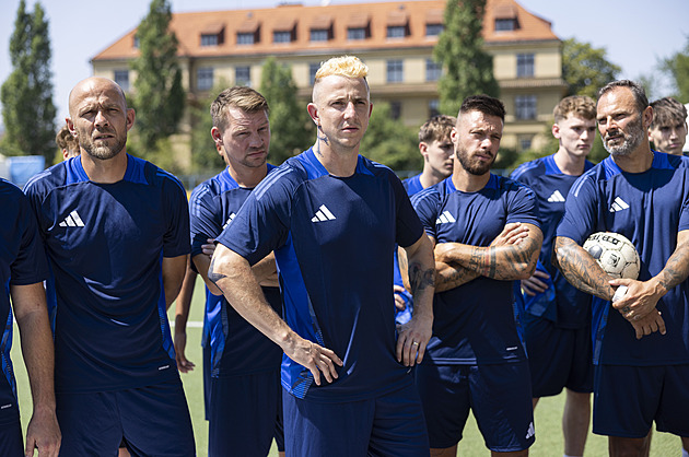 Pardubice to Face Lavi’s Team as Thousands Watch Vyšehrad Filming
