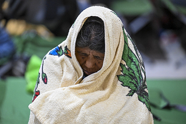 Ohnivá podívaná a proudy bahna. V Guatemale se probudil vulkán Fuego