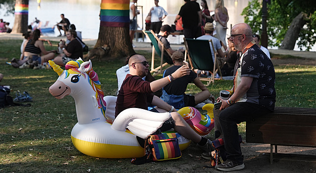Na pražském Střeleckém ostrově začal festival LGBT+ lidí Prague Pride