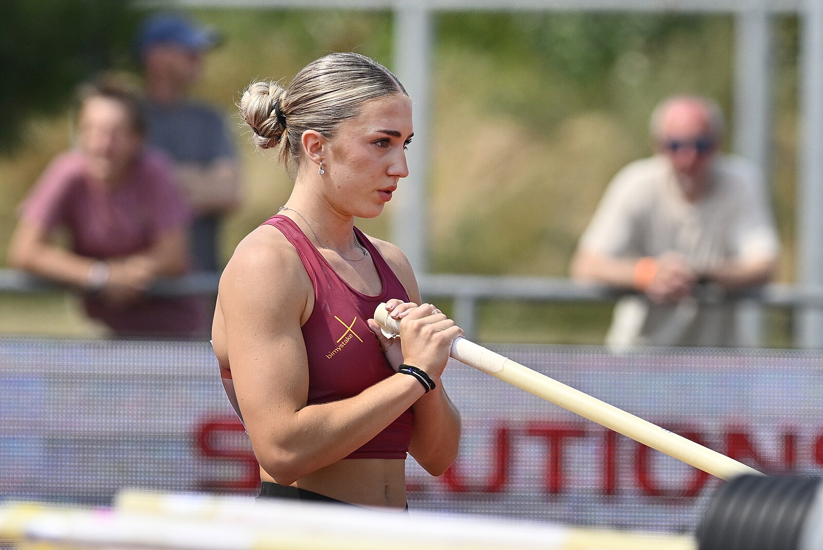 Tyčkařka Krutilová je juniorskou mistryní světa, desetibojař Juliš má v Eugene bronz | Sport
