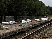 Ob�ti ruského útoku ve vlakové stanici v Kyjevské oblasti