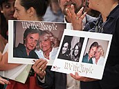 Edith Windsorová a Thea Spyerová. Bojovnice. �ily spolu �ty�ia�ty�icet let, od...