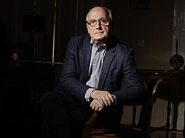 Ma�arský právník a bývalý p�edseda Nejvy��ího soudu András Baka (8. února 2022)