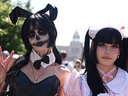Lidé p�i�li na leto�ní Prague pride v nápaditých kostýmech (8. srpna 2026)