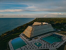 Rozsáhlý komplex Go��biewski Pobierowo na konci �ervna otev�el a oficiáln� tak...