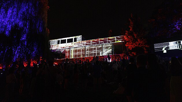 Akcí Light Up Tugendhat vrcholí leto�ní oslavy 25 let od zápisu na seznam...