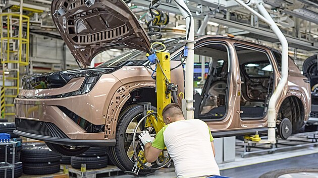 �koda Auto zah�jila v�robu nov�ho
modelu Peaq v Mlad� Boleslavi (6. srpna 2026).