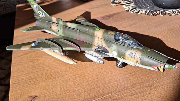 Su-22M4 v m���tku 1/48