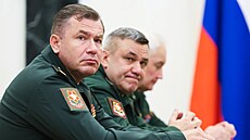 Nový velitel ruských sil bezpilotních systém� Denis Ljamin se ú�astní jednání s...