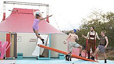 V p�edstavení Splash, je� do ��áru p�iveze �eská novocirkusová �pi�ka Cirk La...