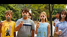 Zmrzliná� (Ice Cream Man), Roth�v desátý celove�erní film, prom��uje n�co...