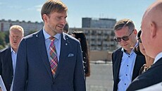 Ministr zdravotnictví Adam Vojt�ch nav�tívil nemocnice v Teplicích a Ústí nad...