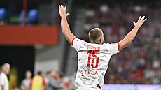 Daniel Va�ulín (Zbrojovka) se raduje z gólu proti Plzni, svému bývalému týmu.