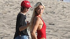 Livvy Dunnová byla spat�ena p�i natá�ení záv�re�ných scén seriálu Baywatch na...