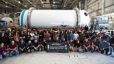 Oslava výroby 200. kusu druhého stupn� rakety Falcon 9 v roce 2022