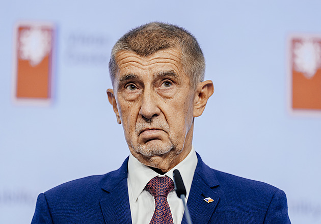 Sucho, dluhy a prezidentský kandidát: co Babiš řeší, bude jednou řešit, vůbec neřeší