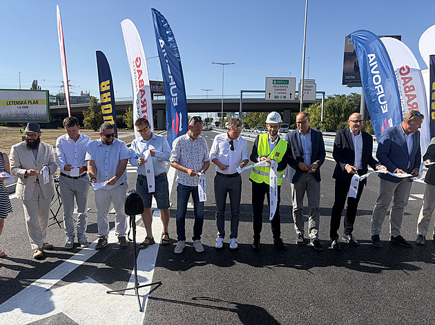 Konec omezení. Na Kbelskou se po rekonstrukci vrátila auta, o dva dny dřív