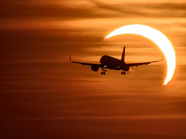 Spectacle not seen for a long time: Czechs enjoyed an unprecedented eclipse