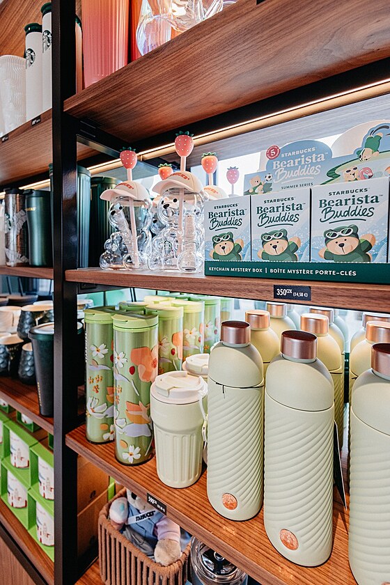 Starbucks roz�i�uje svou s� kav�ren o novou pobo�ku v Liberci.