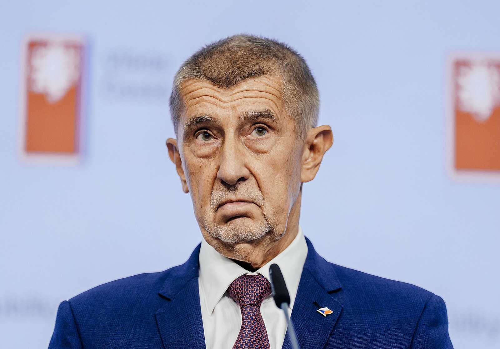 Budeme stavět a pak to vyřešíme, řekl Babiš ke schodku 389 miliard