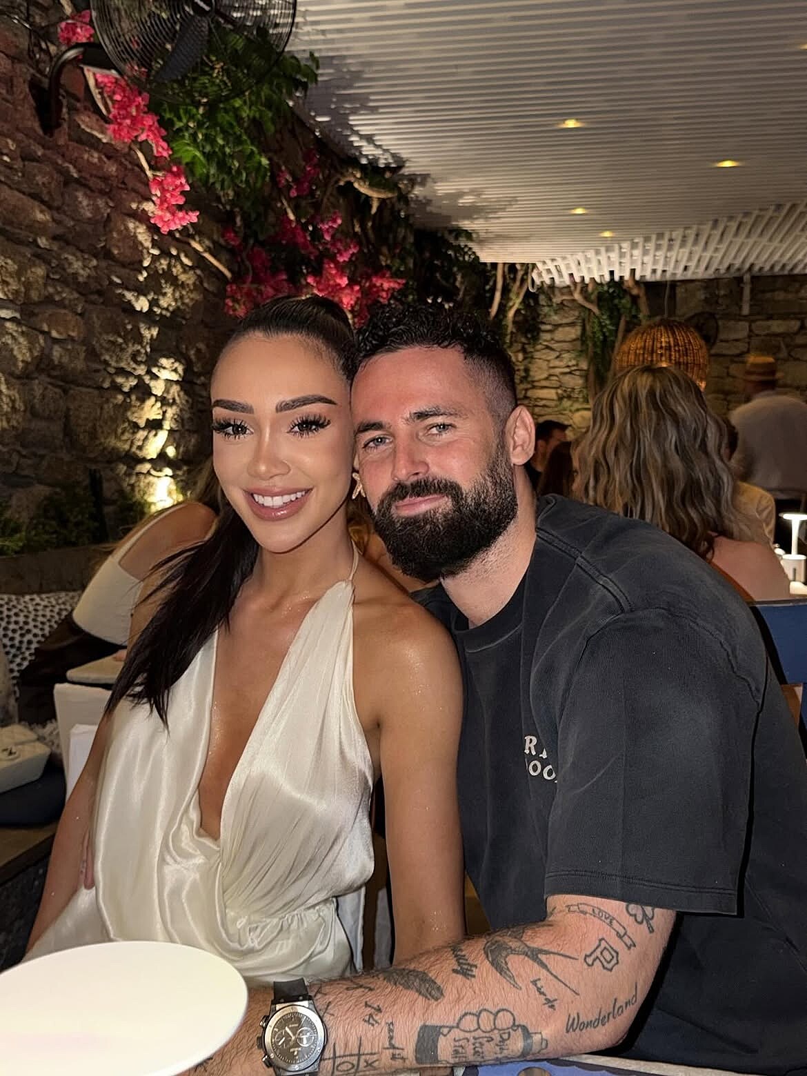 Podnikatel Matěj Dejdar a influencerka Veronica Biasiol se vzali - iDNES.cz