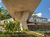 Architekti ze studia TETRO v projektu Casa Xingu posouvají hranice mezi tím, co...