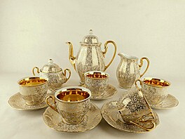 Ru�n� malovaný nebo pozlacený porcelán: Zlacení, st�íb�ení i ru�n� malované...