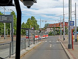 Trasa autobusu linky 145, který spojí Prahu 6 a Prahu 8 jízdou tunelem Blanka...