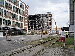 Demolice torza 34. budovy v ba�ovském areálu ve Zlín� (10. srpna 2026)