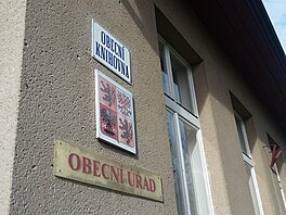 Obecní ú�ad ve �dírci nyní zeje prázdnotou. Jen na jedno dopoledne v týdnu sem...
