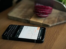 Minimal Phone 2