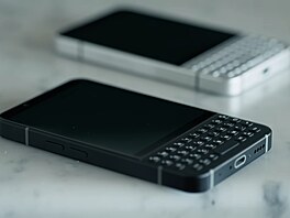 Minimal Phone 2