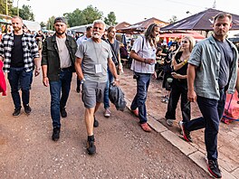 Prezident Petr Pavel se objevil na zahájení festivalu TrutnOFF. Provázel ho...