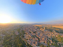 Segovia je jedno z center sv�tového ballooningu pro létání nad nádhernou...