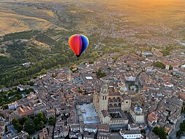 Segovia je jedno z center sv�tového ballooningu pro létání nad nádhernou...