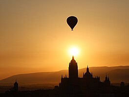 Segovia je jedno z center sv�tového ballooningu pro létání nad nádhernou...