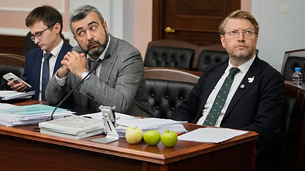 P�edseda strany Jabloko Nikolaj Rybakov se z��astnil jedn�n� u rusk�ho Nejvy���ho soudu v Moskv� v r�mci soudn�ho sporu, jeho� c�lem je vylou�it stranu z nadch�zej�c�ch parlamentn�ch voleb. (10. srpna 2026)