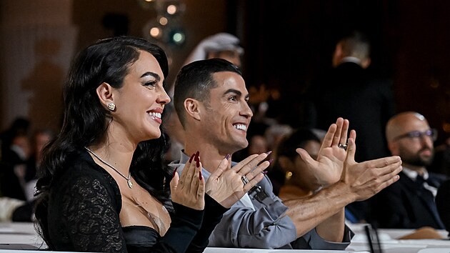 Fotbalista Cristiano Ronaldo s partnerkou Georginou Rodríguezovou