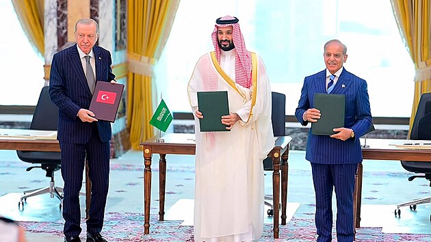 Turecký prezident Recep Tayyip Erdogan, saúdskoarabský korunní princ Muhammad...