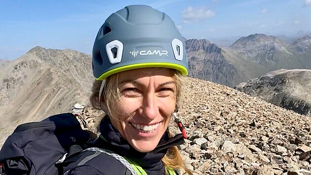 Poslankyně Eva Decroix (ODS) na letní dovolené ve Švýcarsku. (10. srpna 2026)