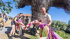 Happening v TelÄ�i upozornil na dlouhou cestu týraných zv�­řat k novým majitelům