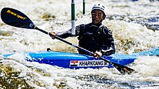 Mladí sportovci z indického státu Méghálaj trénují na slalomové dráze v pra�ské...