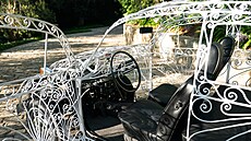 Krajkový Volkswagen Brouk mí�í do aukce. (27. �ervna 2026)